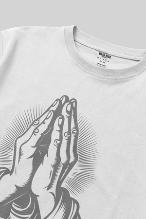 Camiseta de manga corta¨Only God Trusts You¨